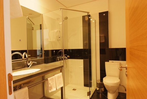 HOTEL UNIVERSAL, DUPNITSA - image